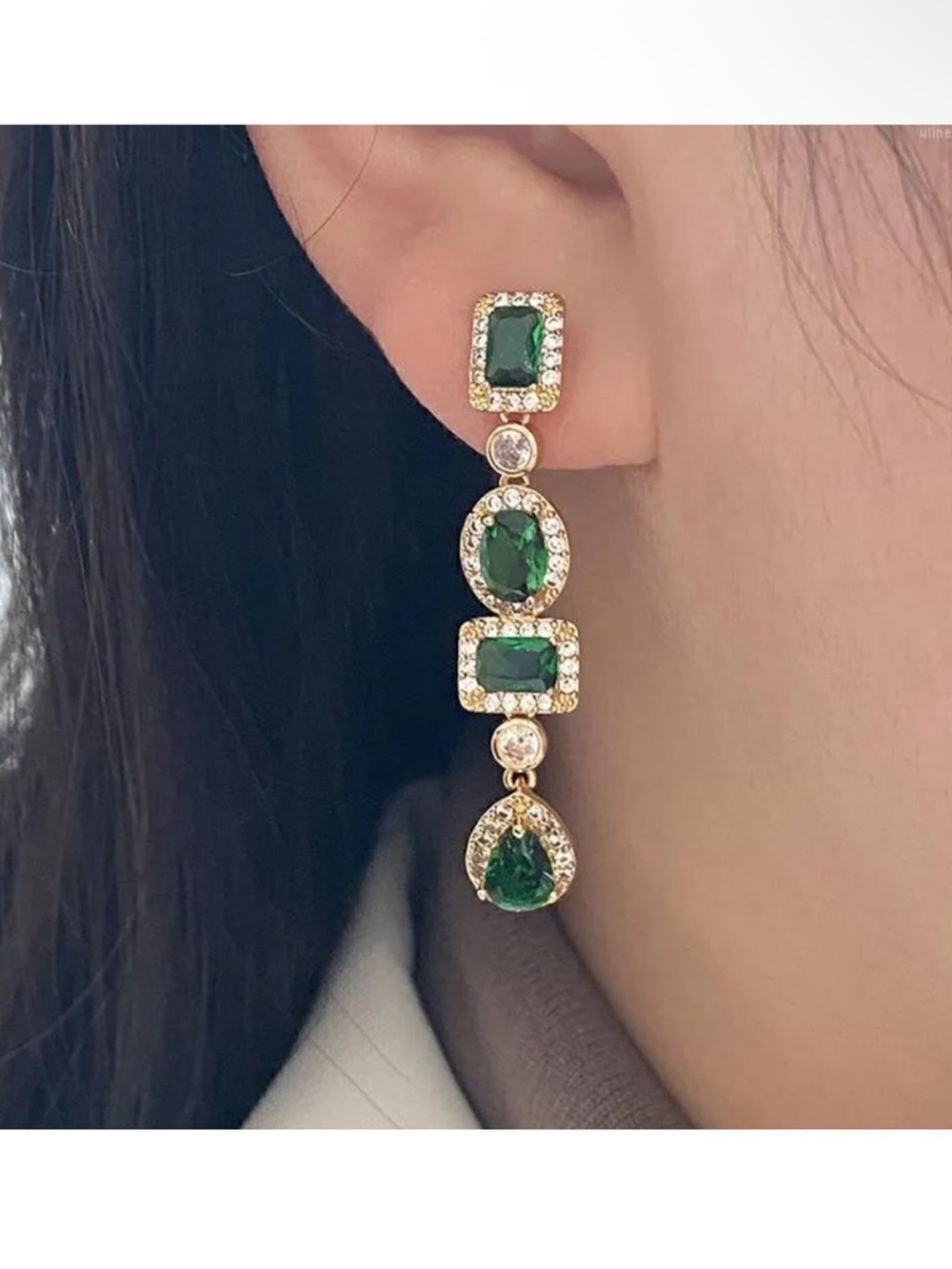 Gold-Tone Green Drop Earrings A119